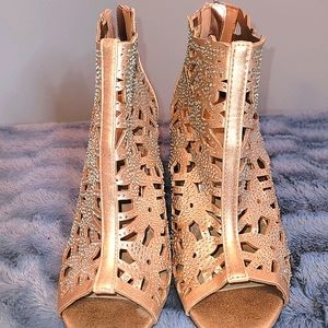 Gold Detail Cut Stiletto